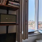 The Hilltop Nest Lissabon