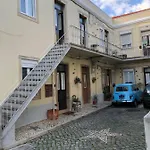 The Hilltop Nest Apartment *