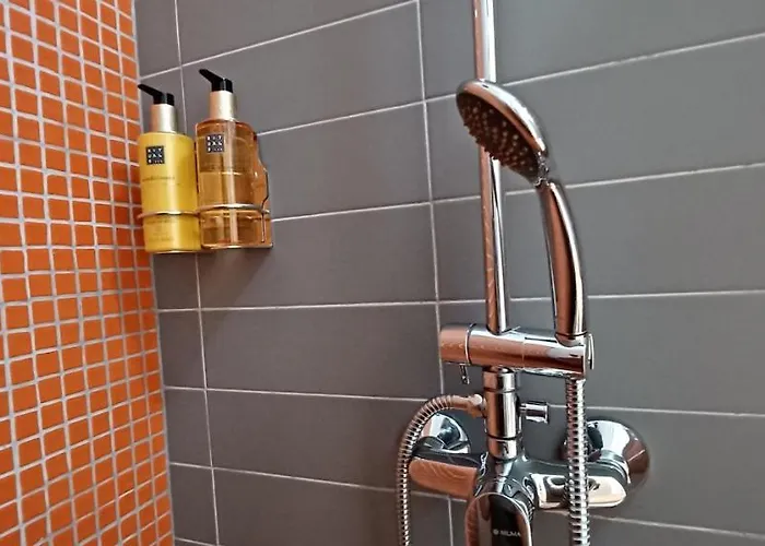 The Hilltop Nest Appartement