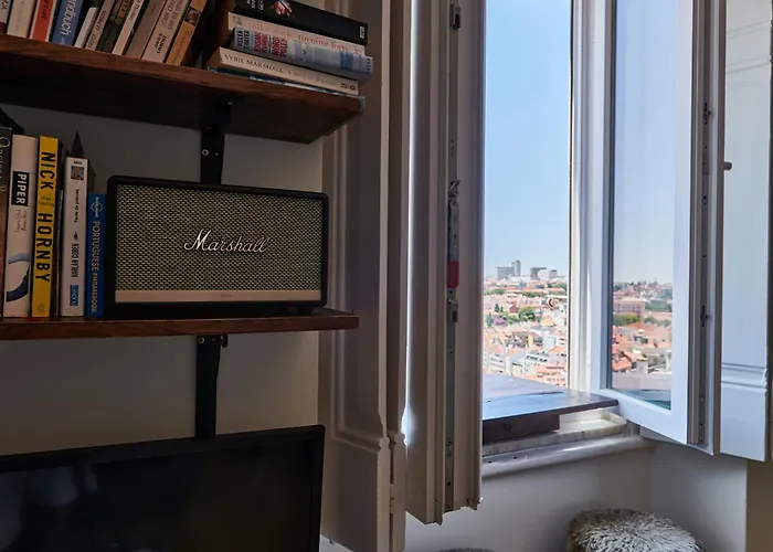 The Hilltop Nest Lissabon