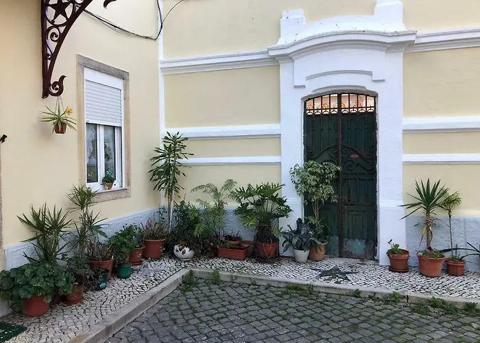 The Hilltop Nest Appartement Lissabon