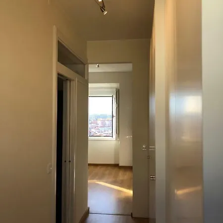 The Hilltop Nest * Lissabon